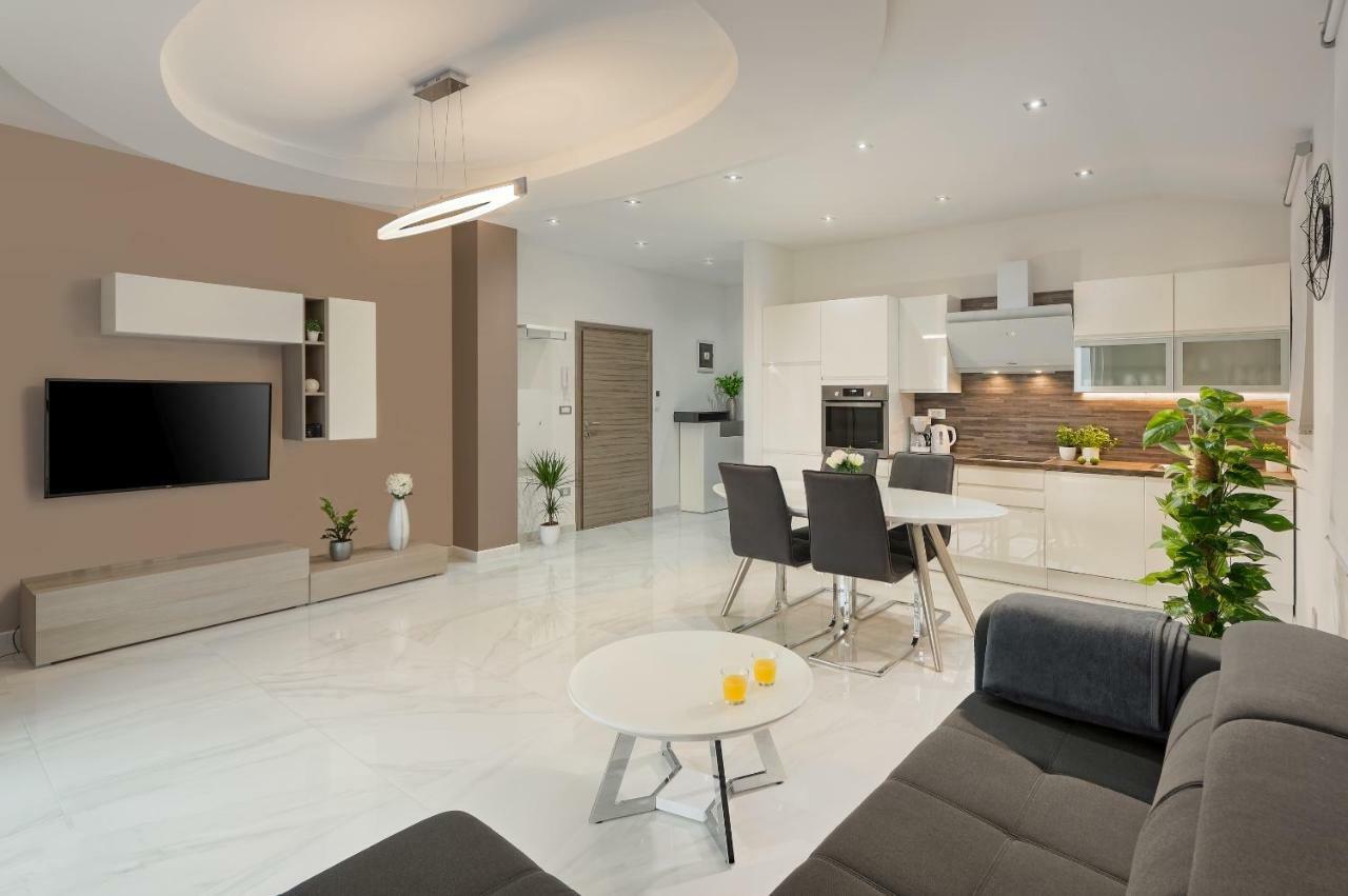 Viras Luxury Holiday Pula Extérieur photo