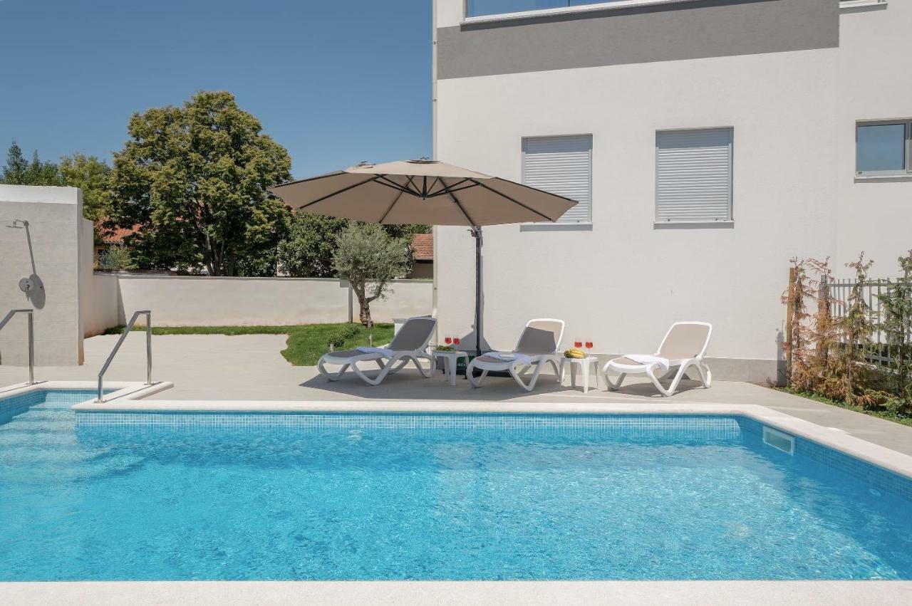 Viras Luxury Holiday Pula Extérieur photo